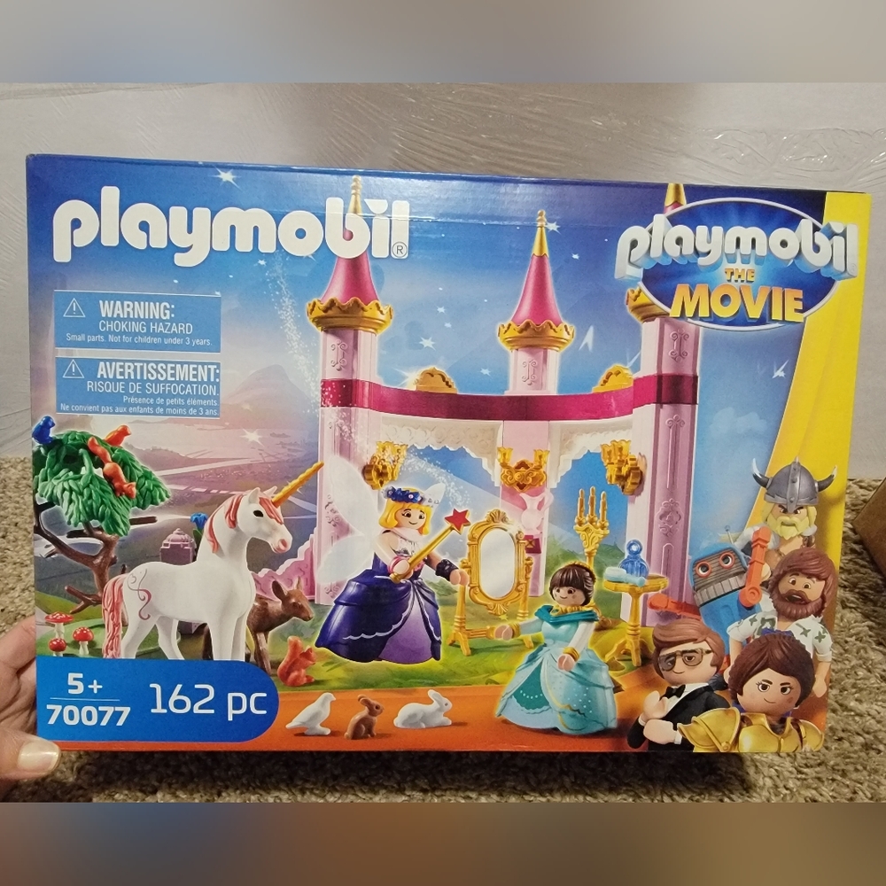 PLAYMOBIL The Movie - Marla in the Fairytale Castle